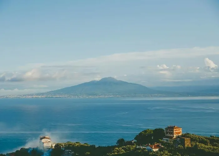 Hotel Eliana 3*