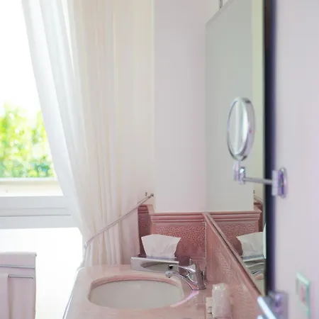 Eliana Hotel 3*