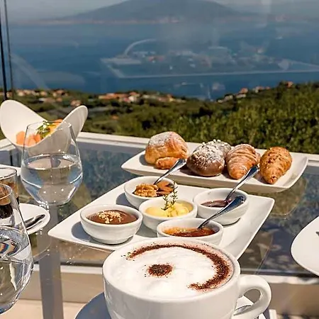 Hotel Eliana