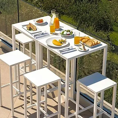 Eliana Hotel 3*