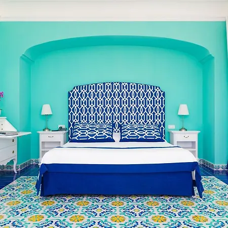 Hotel Eliana 3*