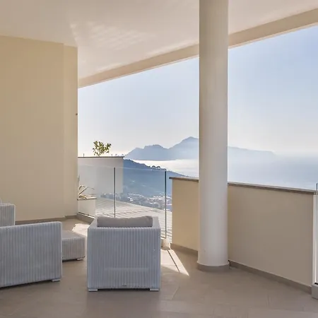 Eliana Hotel 3*