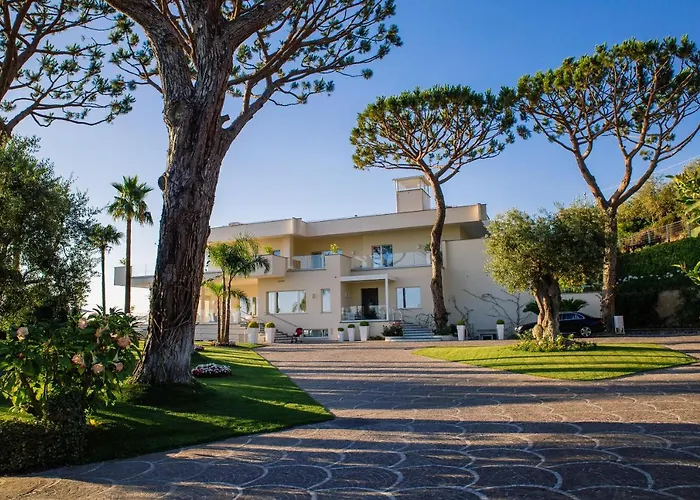 Eliana 3* Сорренто